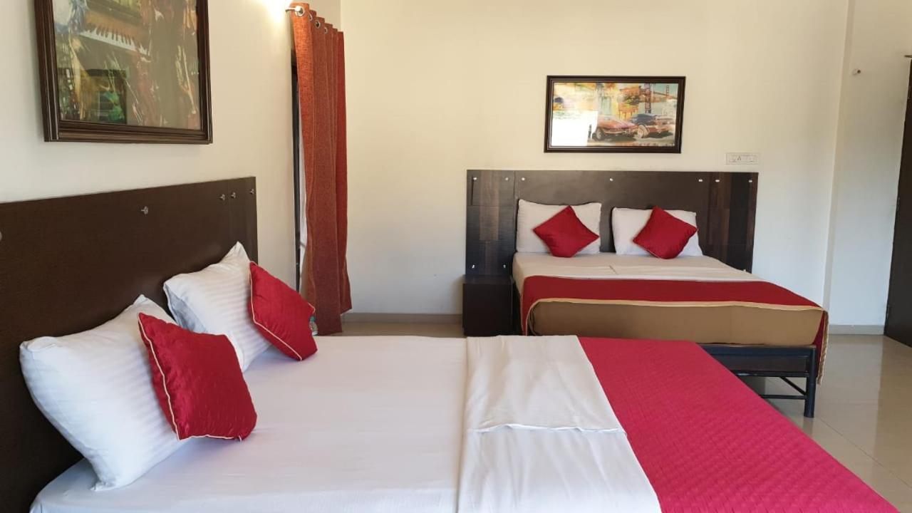 Resort Silver Hills Lonavala Ngoại thất bức ảnh