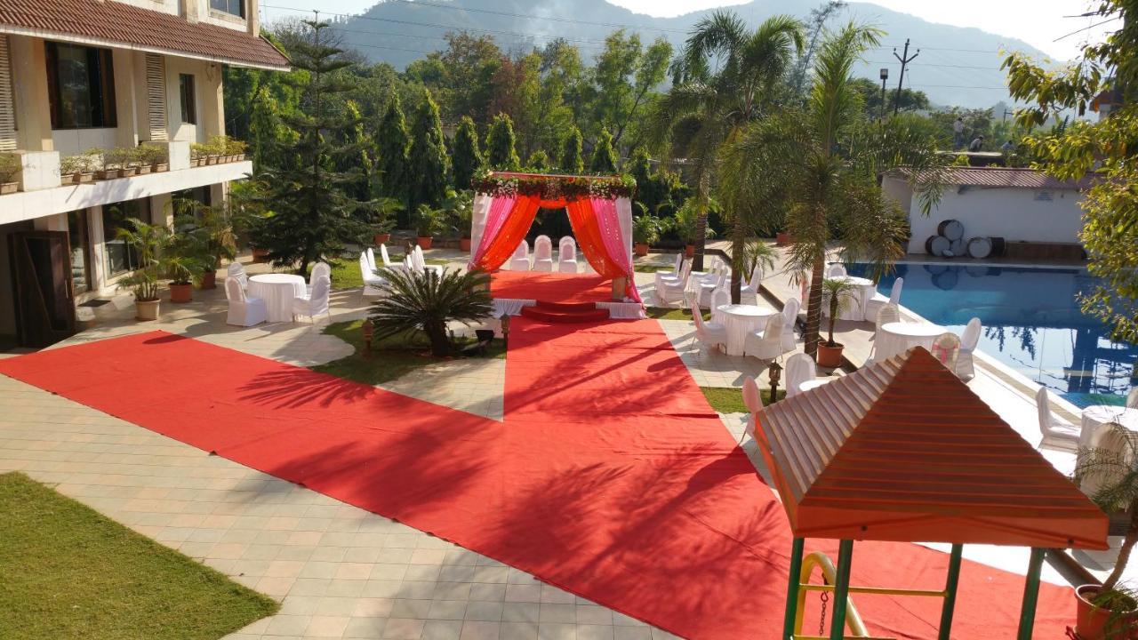 Resort Silver Hills Lonavala Ngoại thất bức ảnh