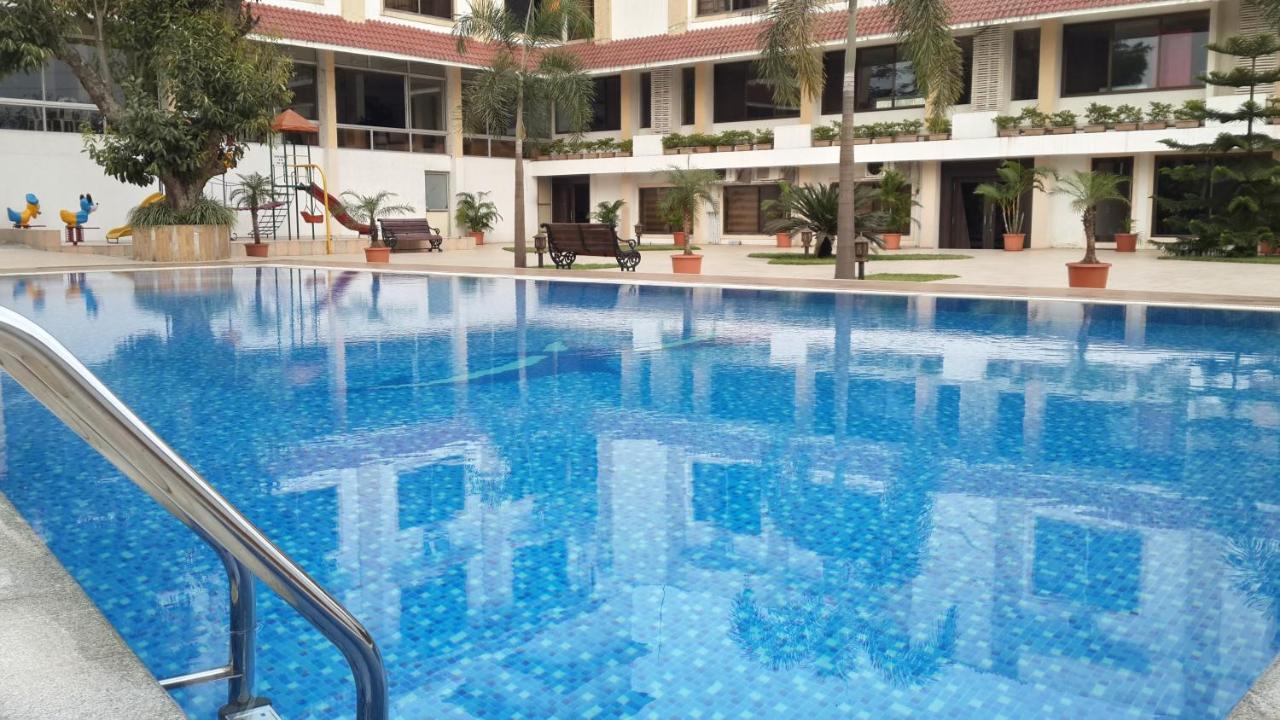 Resort Silver Hills Lonavala Ngoại thất bức ảnh